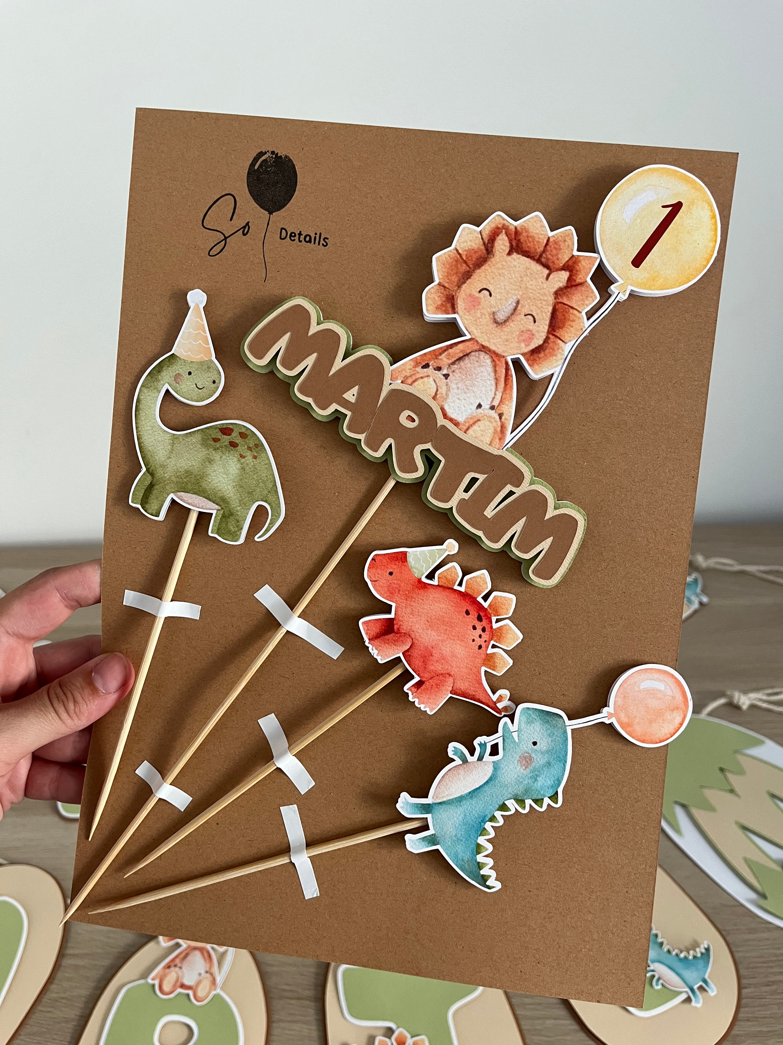 Dinossauros em festa | Topo de bolo vários elementos