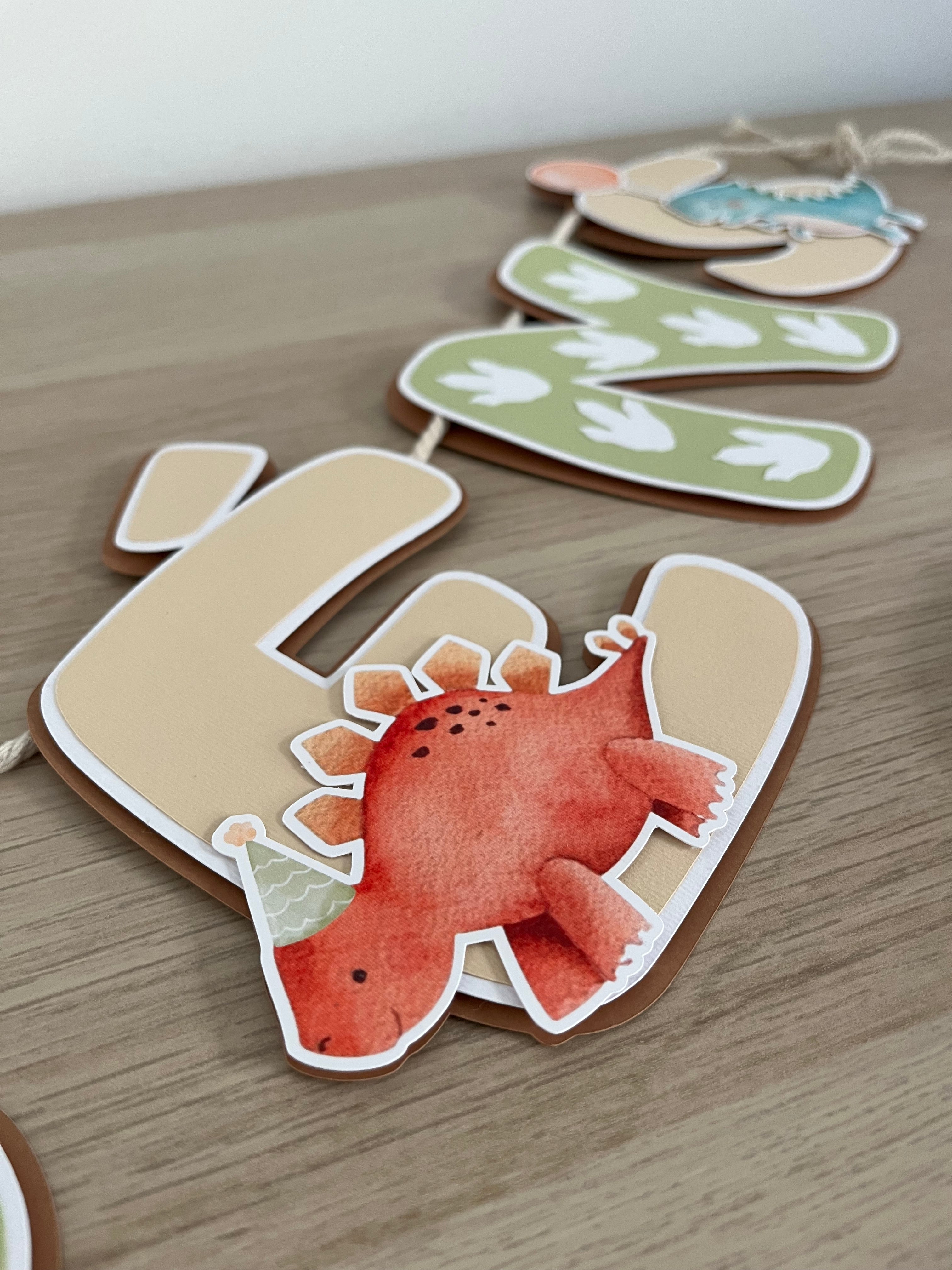 Dinossauros em festa | Bandeirola parabéns