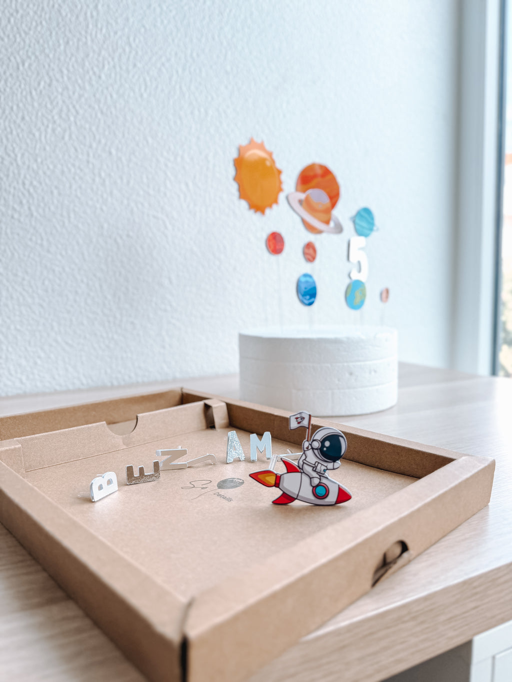 Espaço | Topo de bolo vários elementos