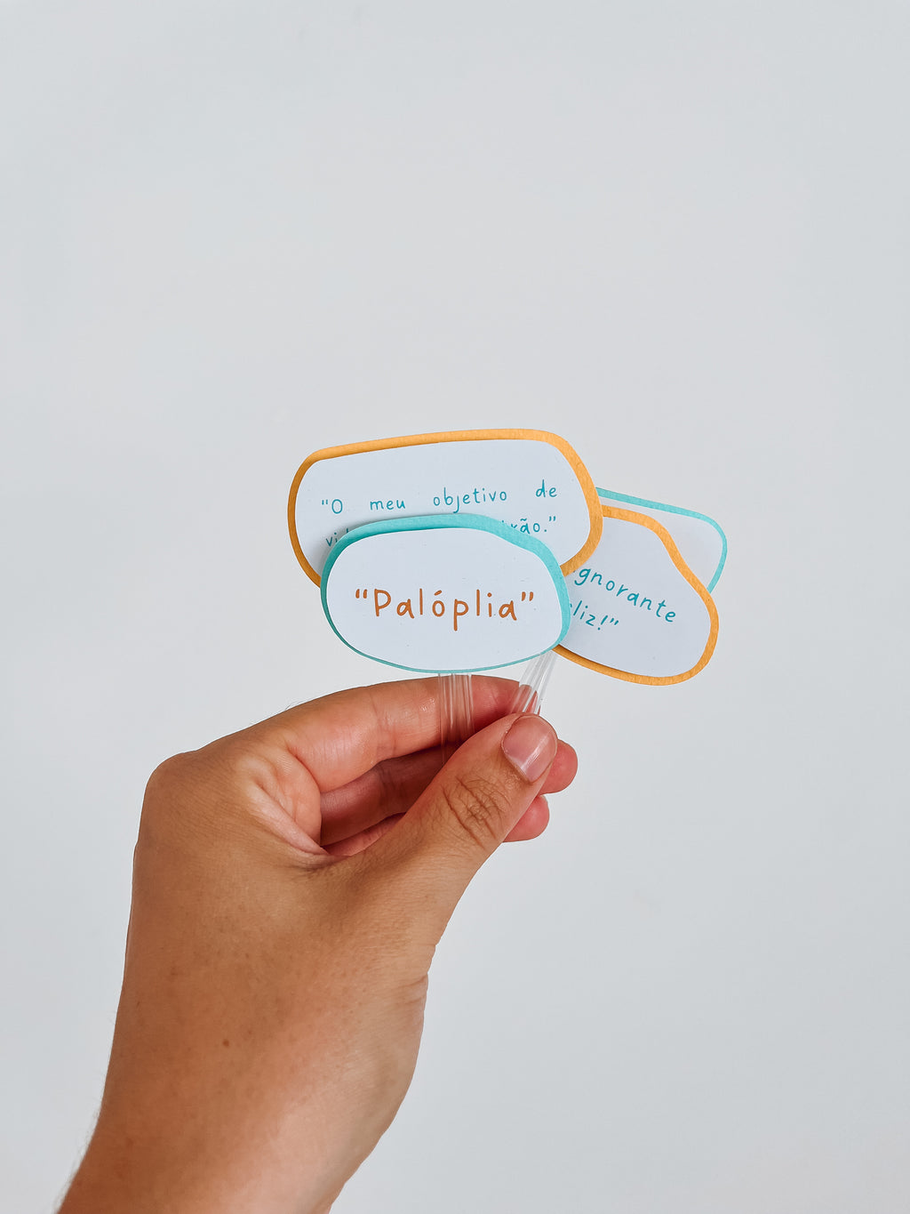 Nostálgia | KIT bandeirola, mini toppers e topo de bolo