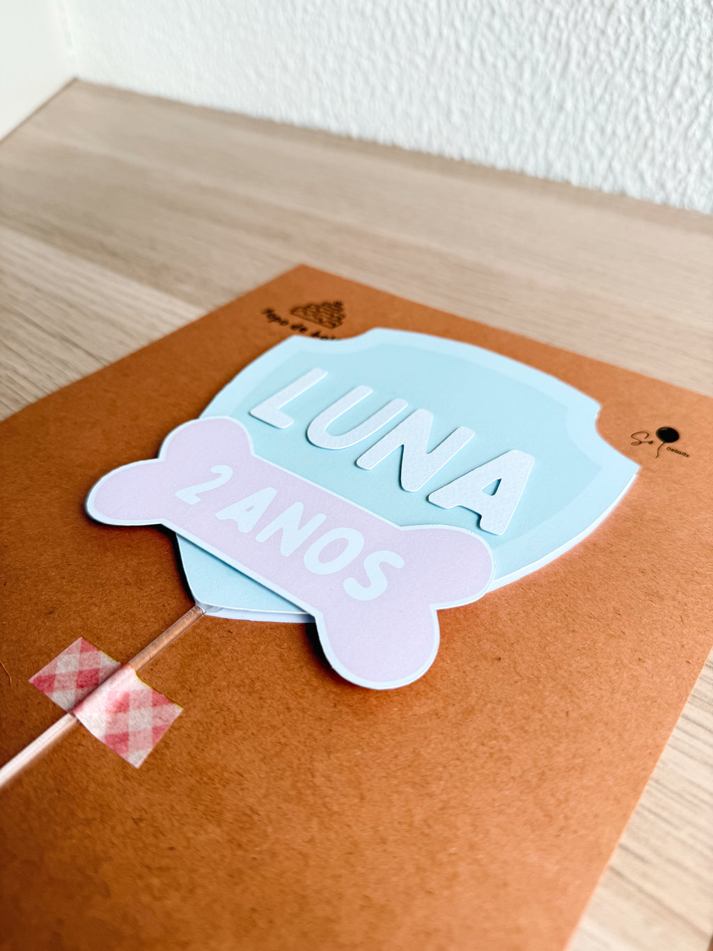 Patas em ação | topo de bolo