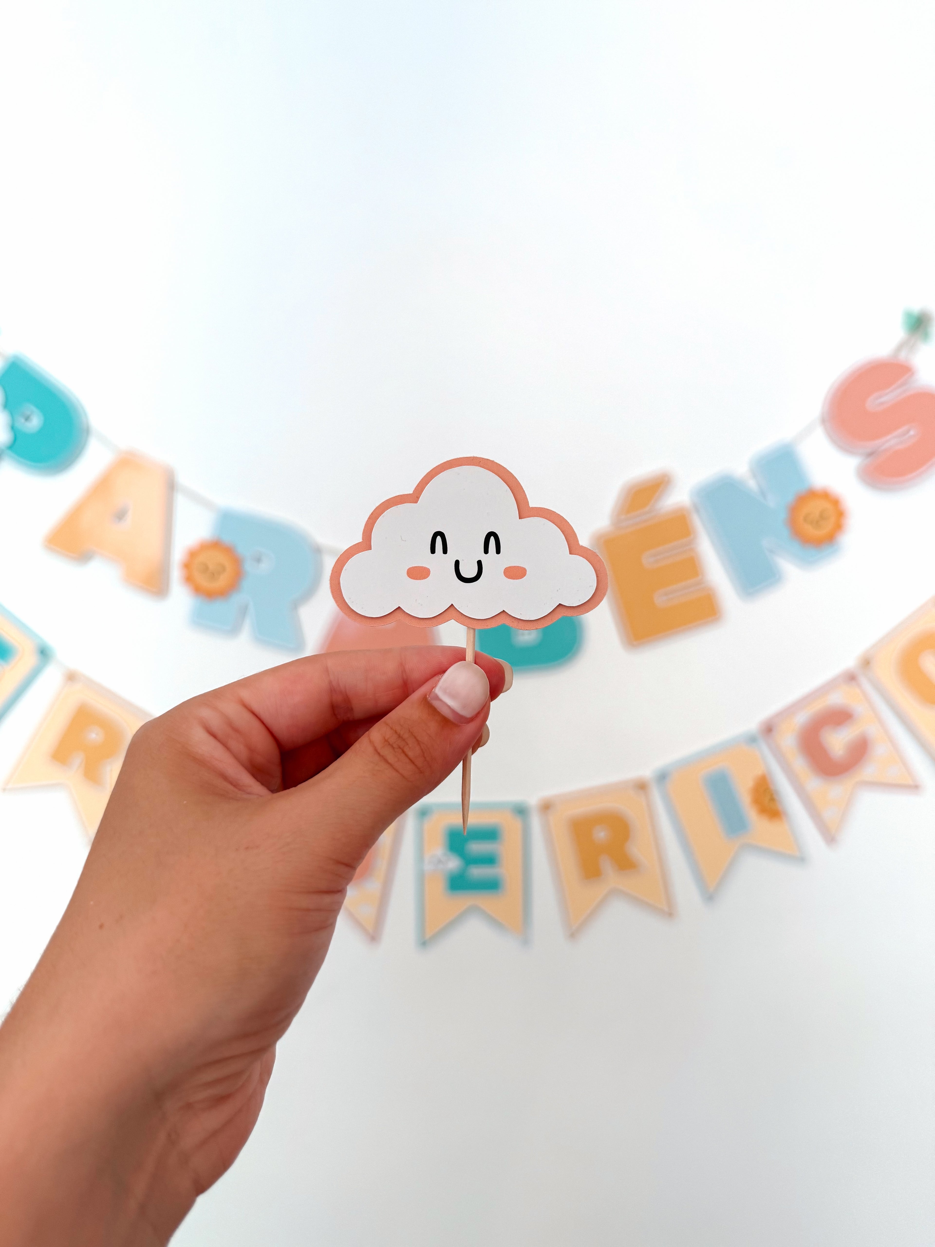 Sol e núvens fofinhos | Mini toppers tema