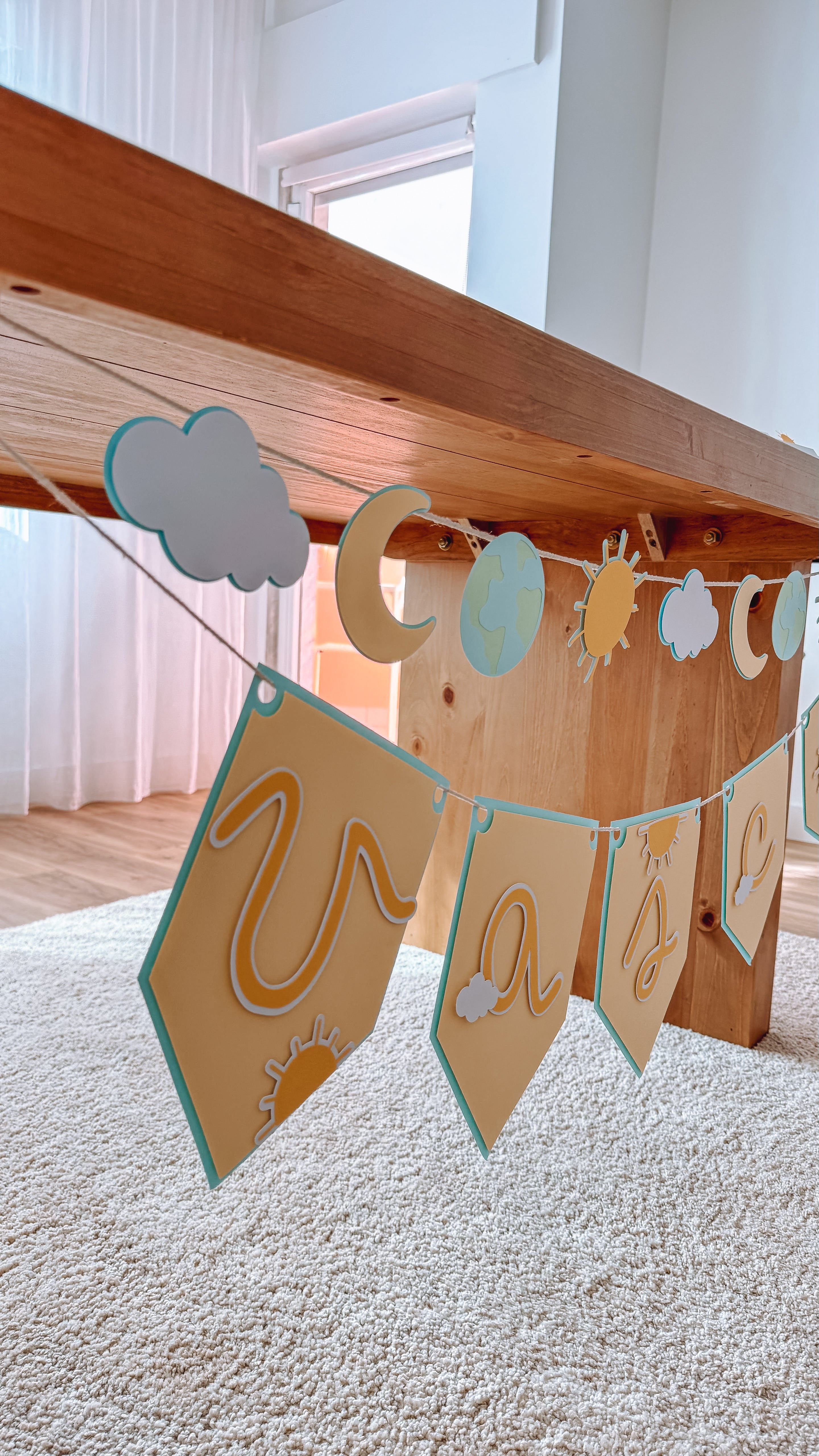 Volta ao sol | Bandeirola tema