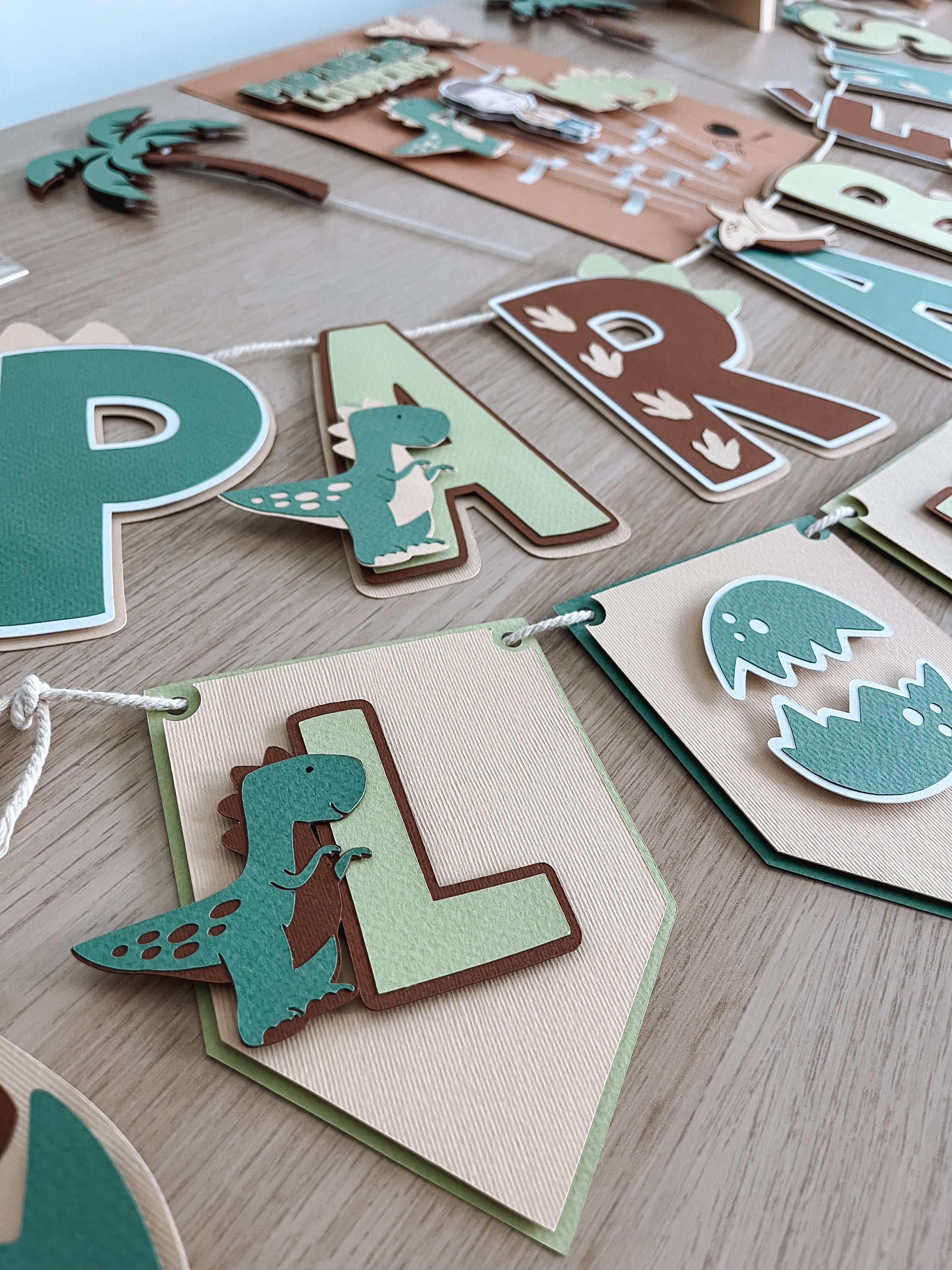 Dinos | Bandeirola nome