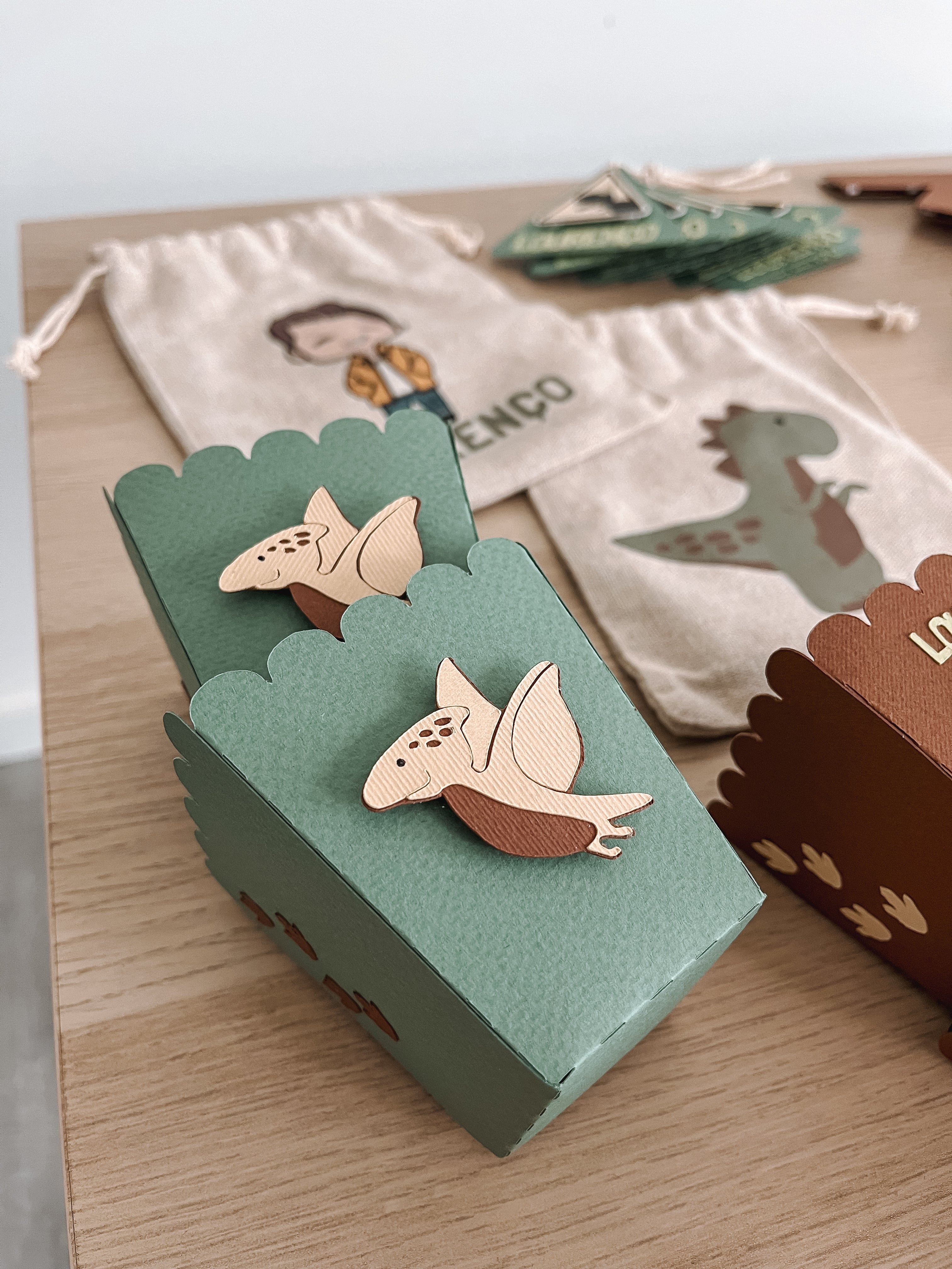 Dinos | Caixa de pipocas