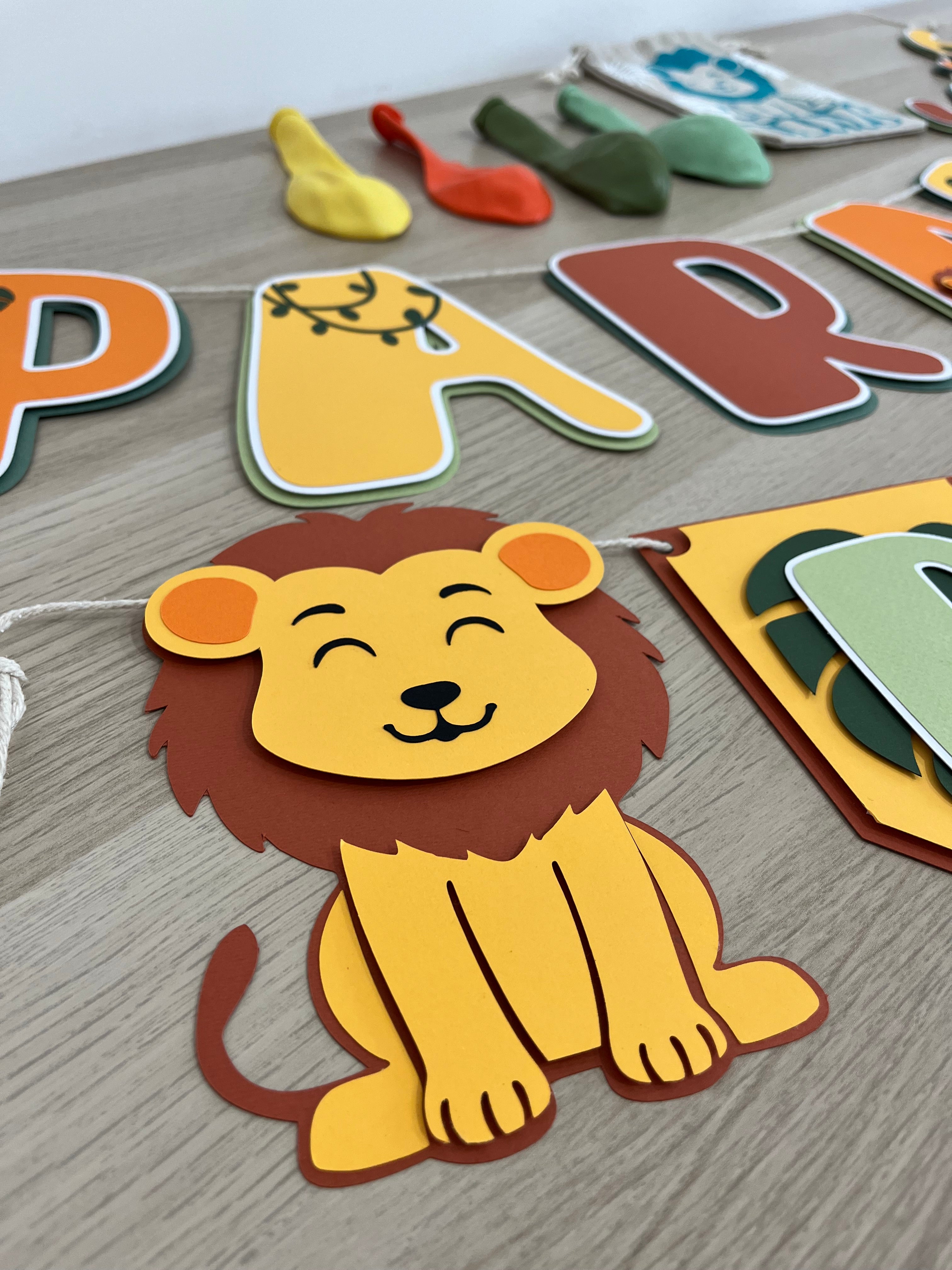 Leão | Bandeirola parabéns