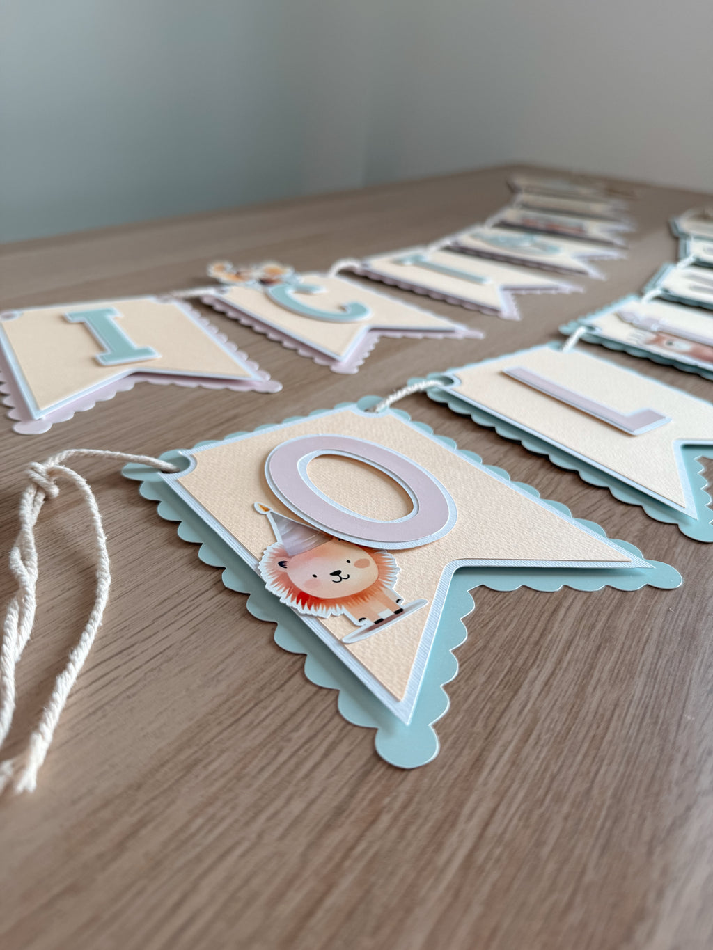 Animais fofos em festa | Bandeirola nome