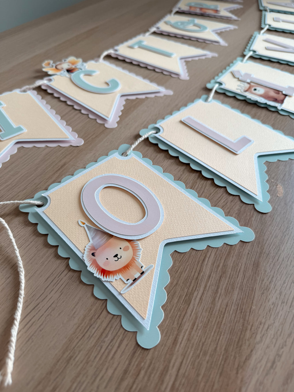 Animais fofos em festa | Bandeirola nome