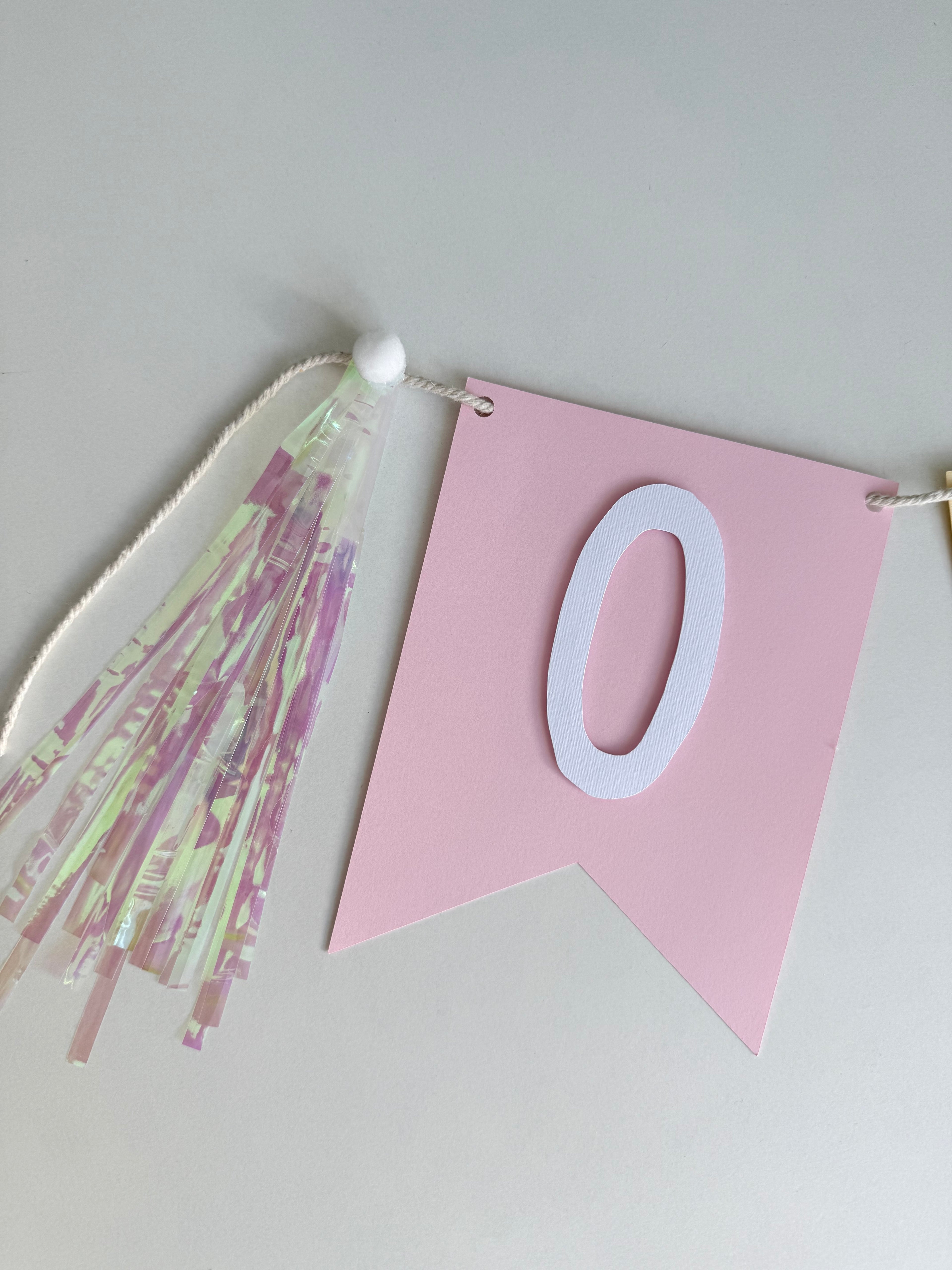 Arco íris minimal | Bandeirola cadeira de refeição